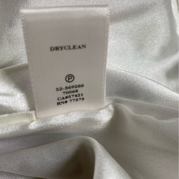 Ann Taylor women’s skirt.  Size 4.  Used - Picture 9 of 9